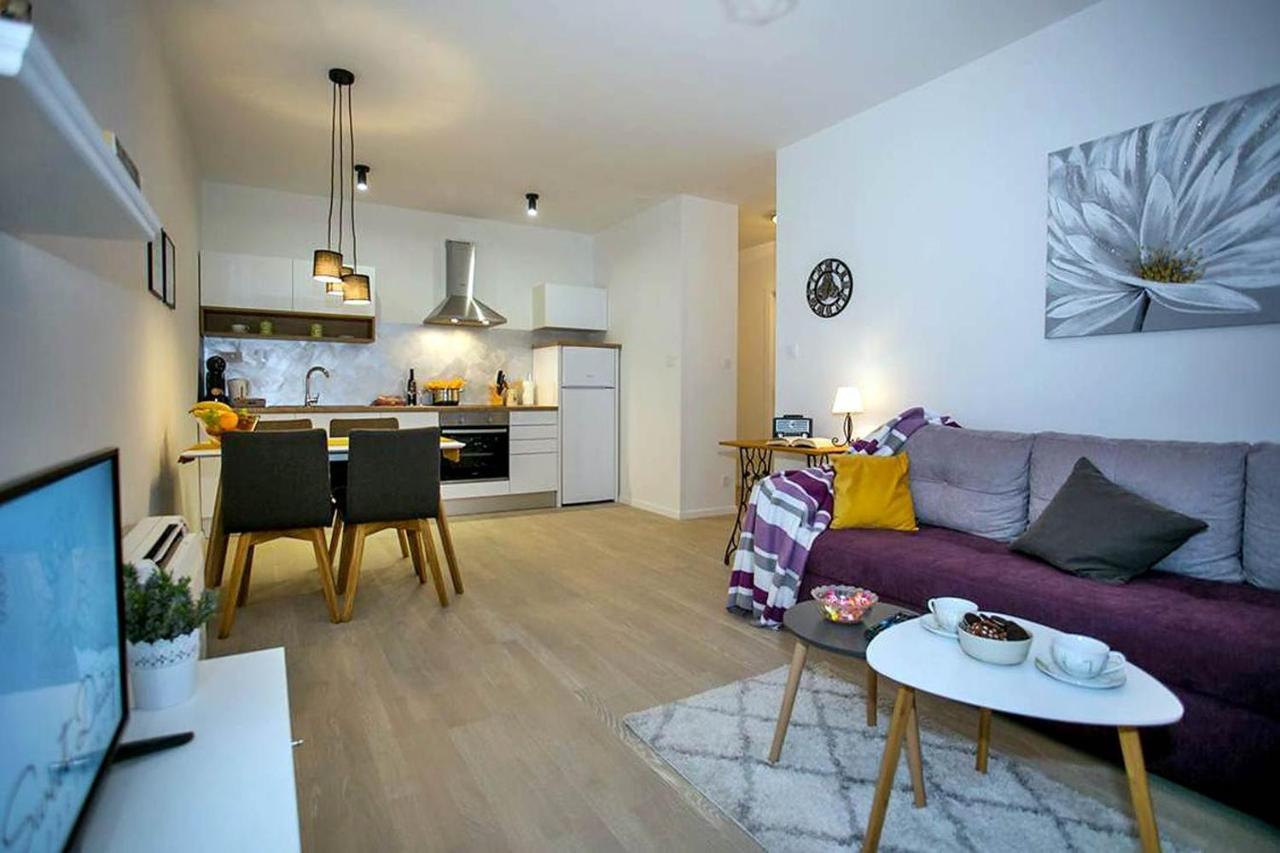 Apartment Sweet Daisy With Parking Zadar Zewnętrze zdjęcie